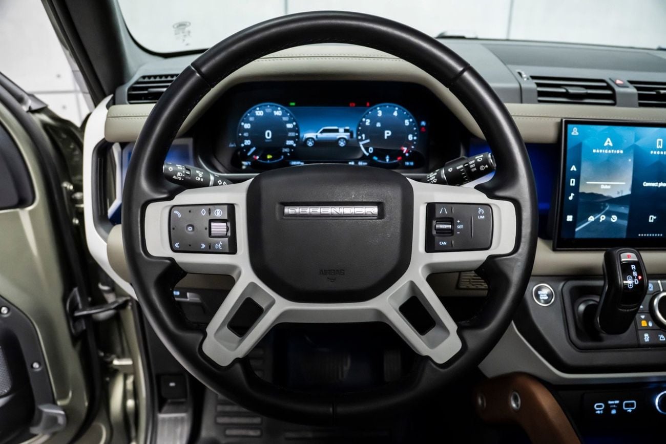 Land Rover Defender P300 110 SE 2.0L (5 Seater)