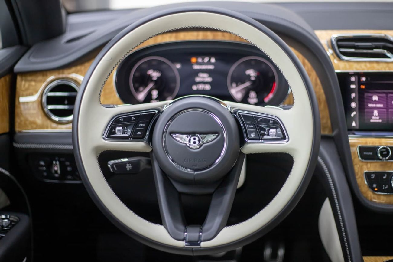 بنتلي بينتايجا Bentayga 4.0T