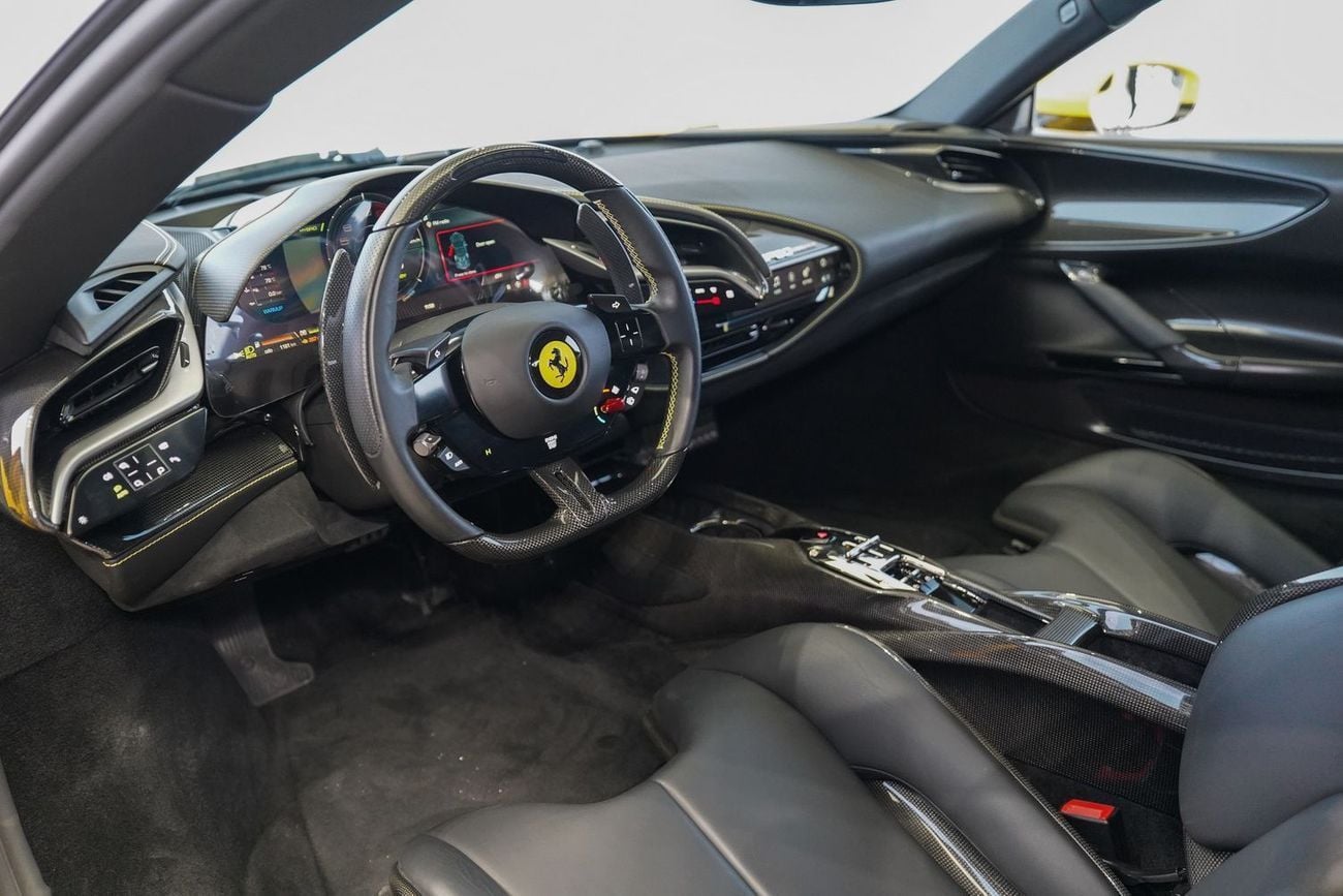 فيراري SF90 ستراديل STRADALE
