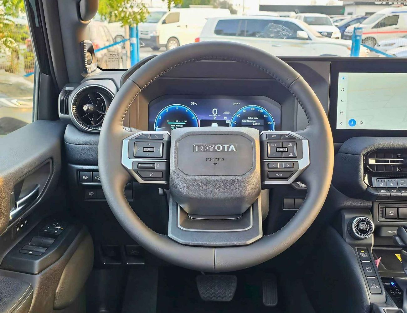 تويوتا برادو LUXURY TURBO/ 2.4L V4 PETROL/ 360* WITH HEADUP DISPLAY/ RADAR/ PANORAMIC (CODE # PLUX)