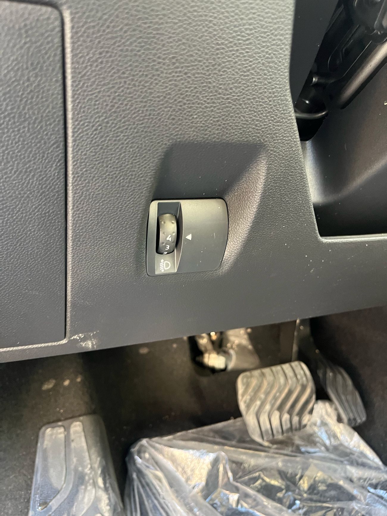 رينو داستر LE 1.6L