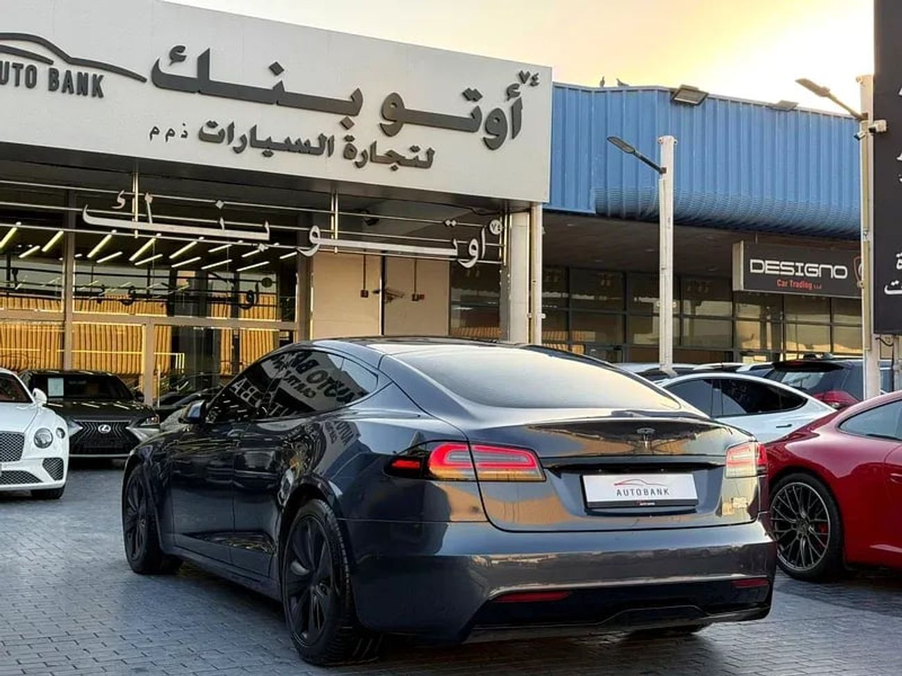 Tesla Model S Plaid (AWD)