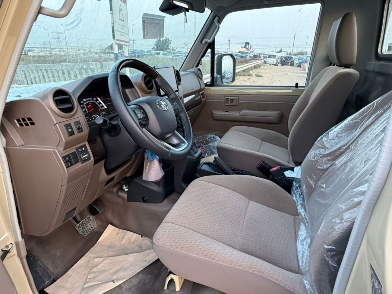 تويوتا لاند كروزر بيك آب LC79 SC 2.8 AT Full 2025