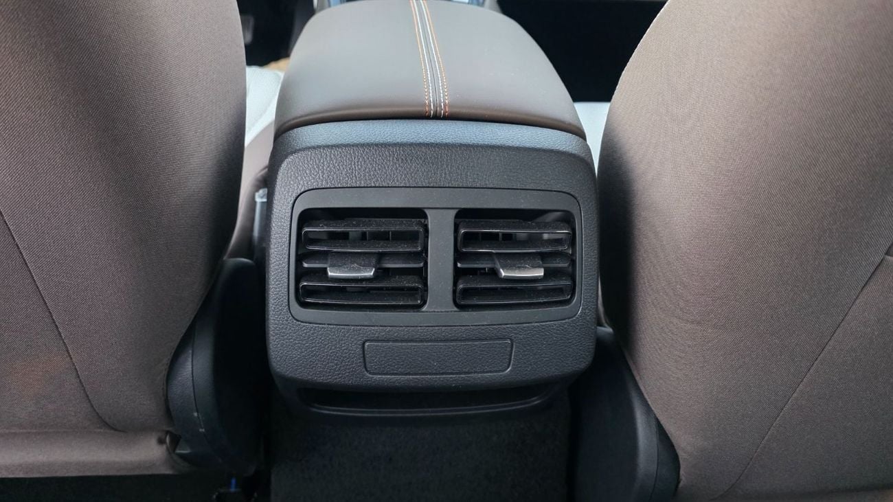 BYD QIN PLUS STD 2025 GCC BYD QIN PLUS PHEV 1.5L WHITE