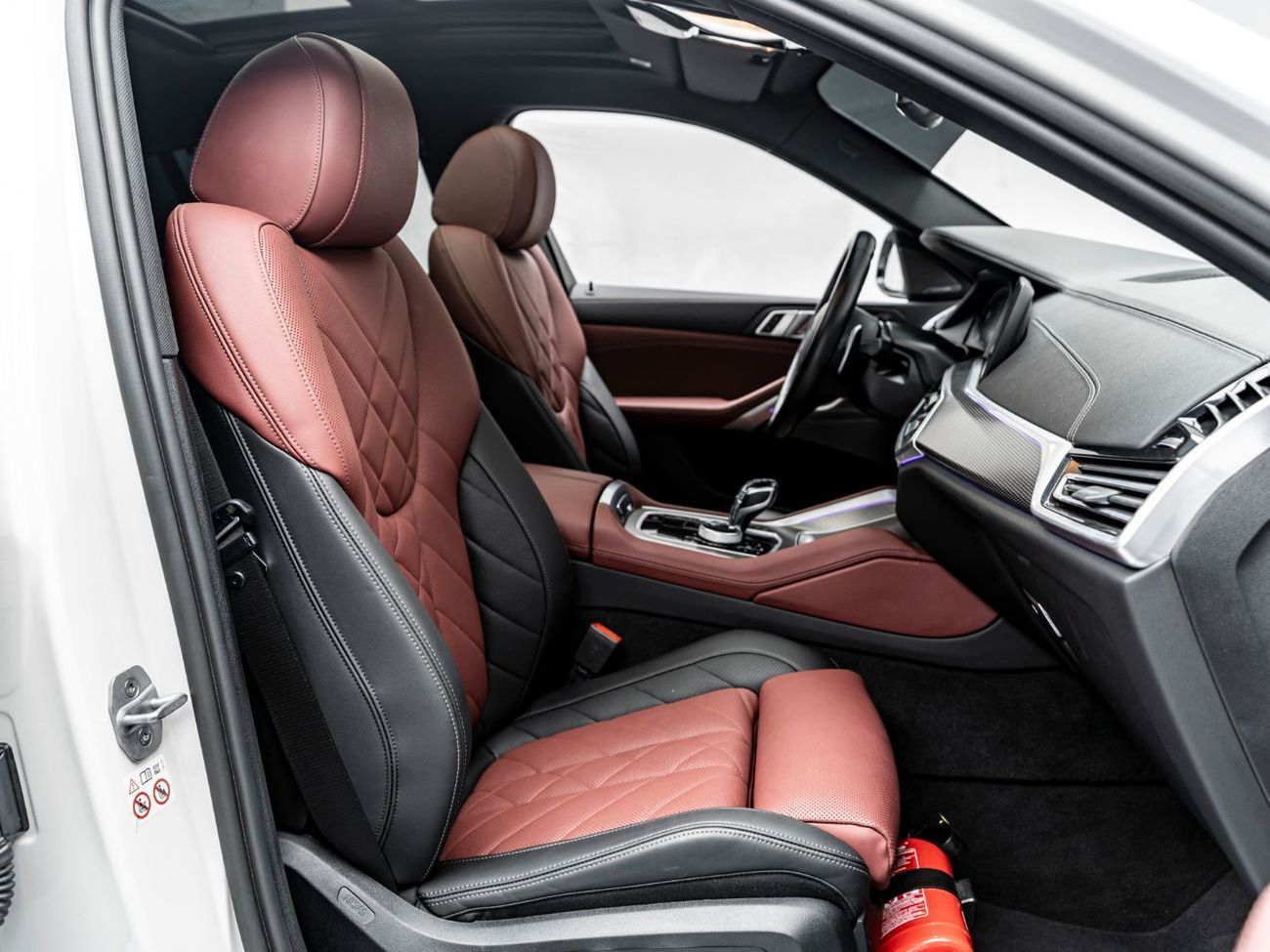 BMW X6 40i M Sport 3.0L 2023 BMW X6 xDrive40i, 2028 BMW Warranty + Service Contract, Low KMs, GCC