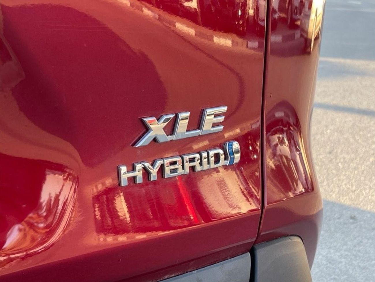 Toyota RAV4 2021 TOYOTA RAV4 XLE HYBRID 4x4 FULL OPTIONS IMPORTED FROM USA