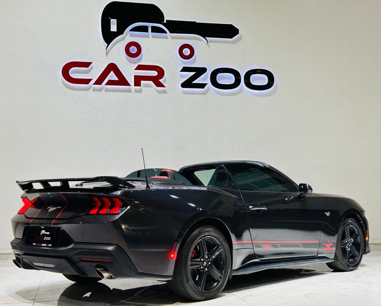 فورد موستانج EcoBoost 2.3L Convertible A/T
