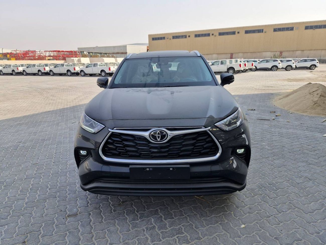 Toyota Highlander 2025 TOYOTA HIGHLANDER LIMITED 2.5L HYBRID GCC BRAND NEW 0KM