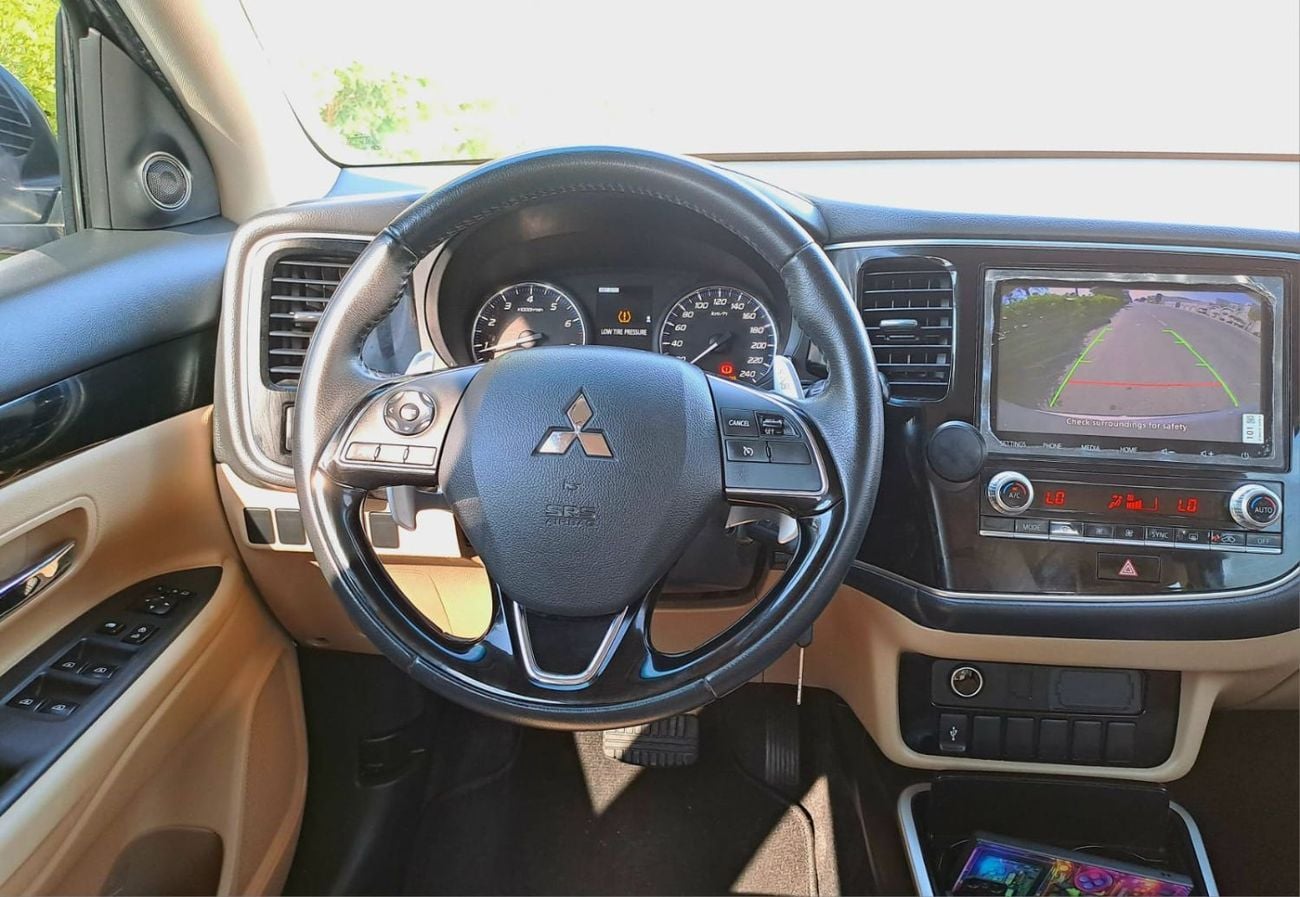 ميتسوبيشي آوتلاندر GLS 2.4L