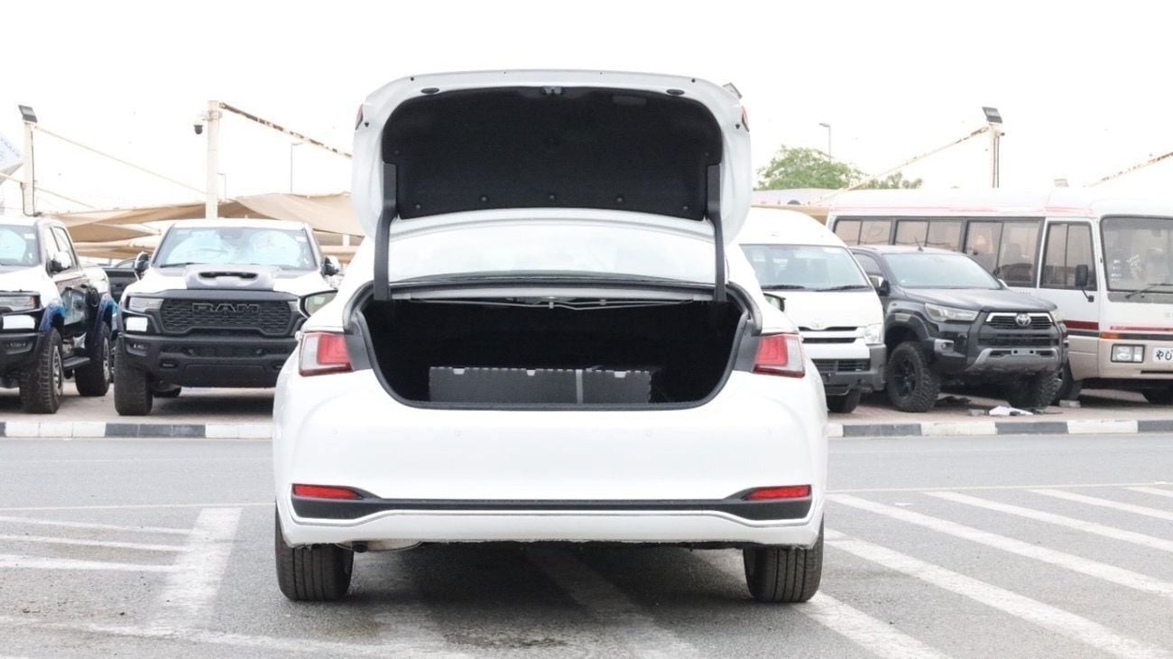 لكزس ES300h PLATINUM