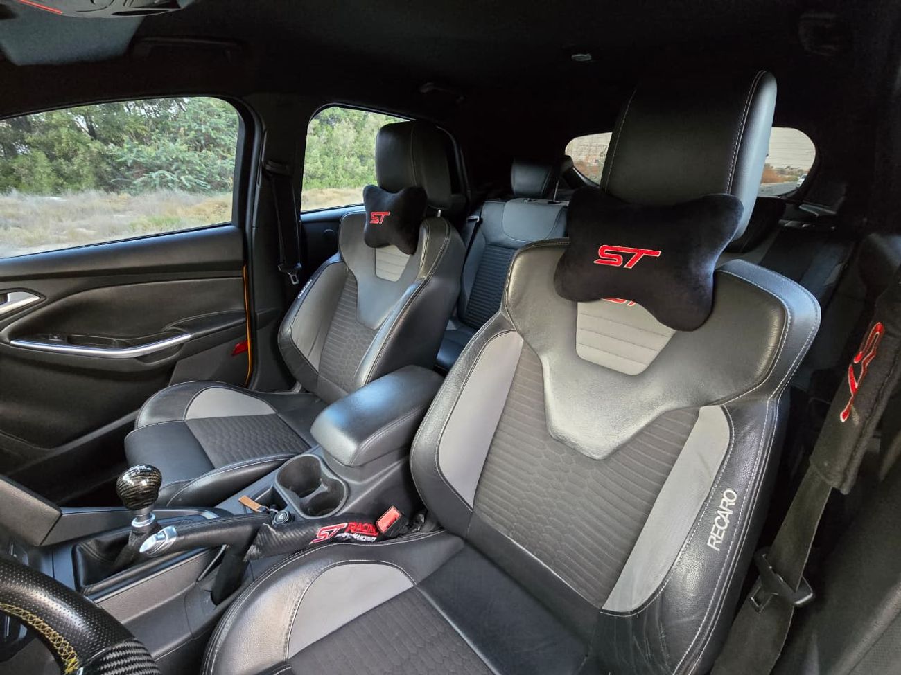 Ford Focus ST 2.0L FORD FOCUS ST 2014 GCC MANUAL // FULL OPITION // PERFECT CONDITION