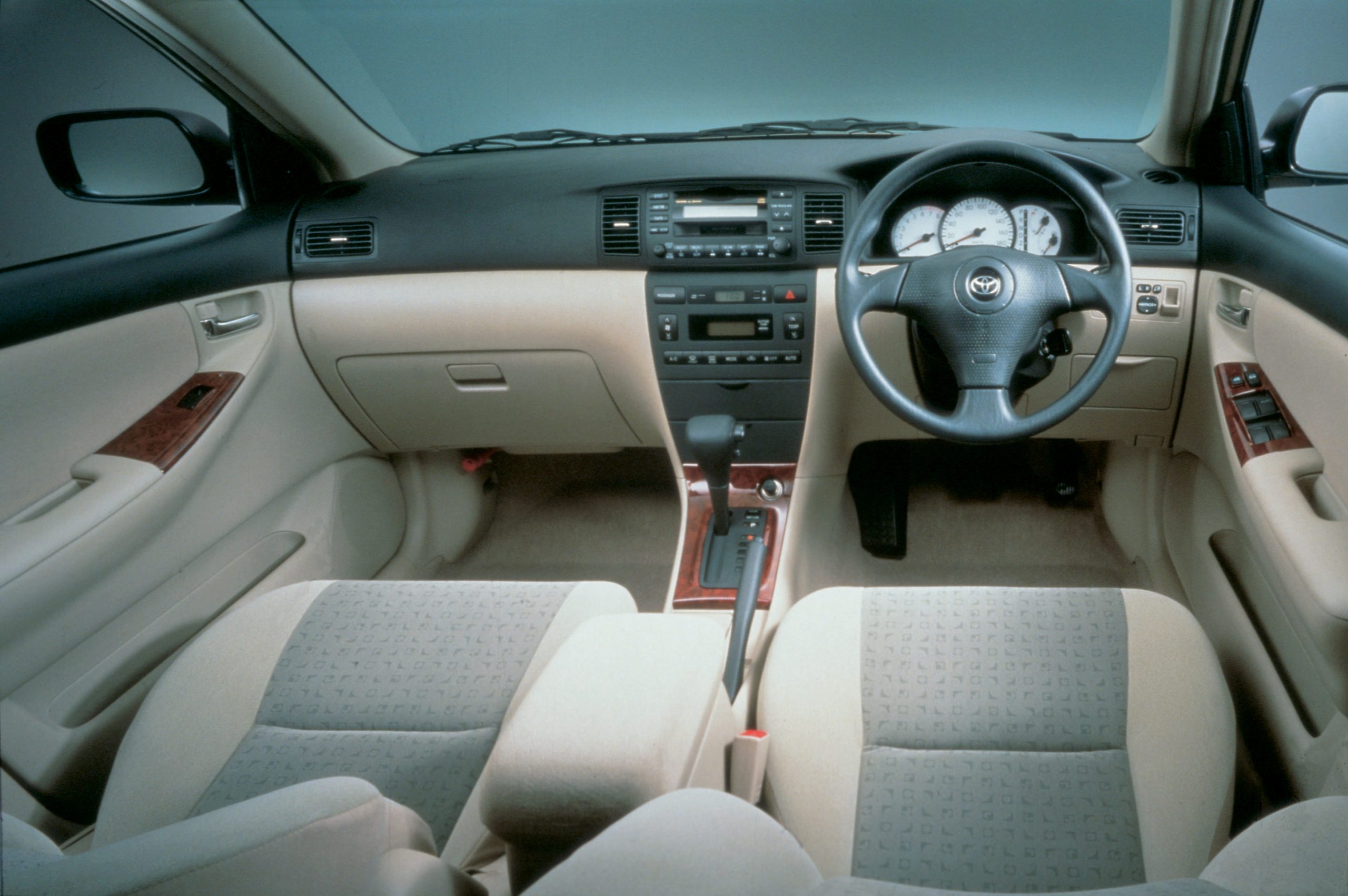 Toyota Runx interior - Cockpit