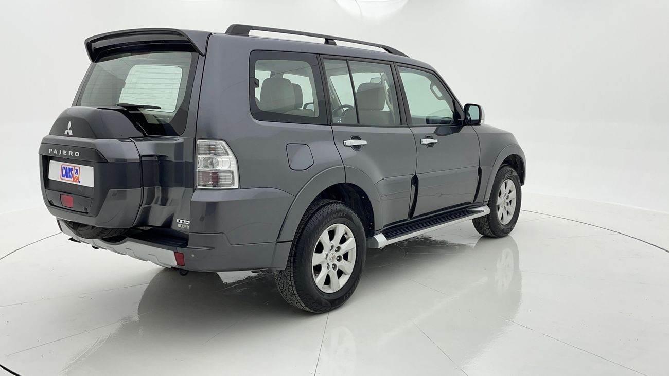 Mitsubishi Pajero GLS MIDLINE 3.8 | Zero Down Payment | Free Home Test Drive