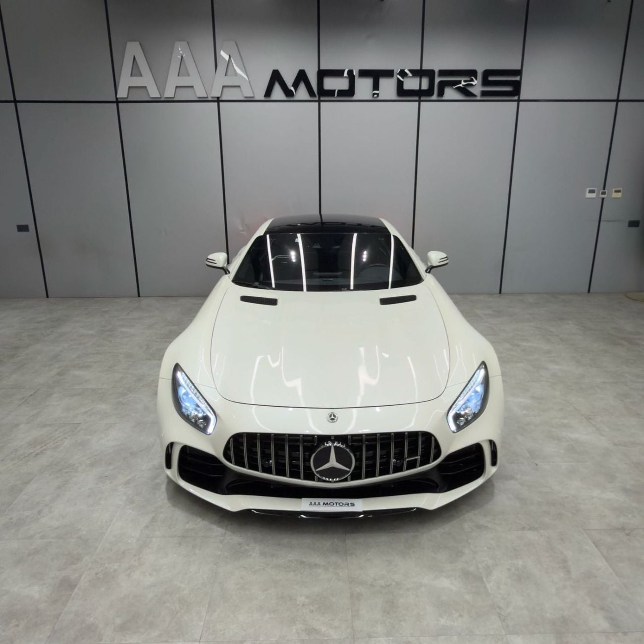 Mercedes-Benz AMG GT S Japan Specs | No Accidents | Low Mileage