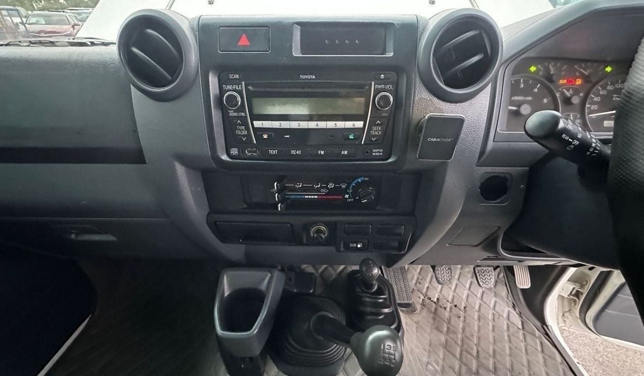 تويوتا لاند كروزر 70 RHD DIESEL V8 MANUAL