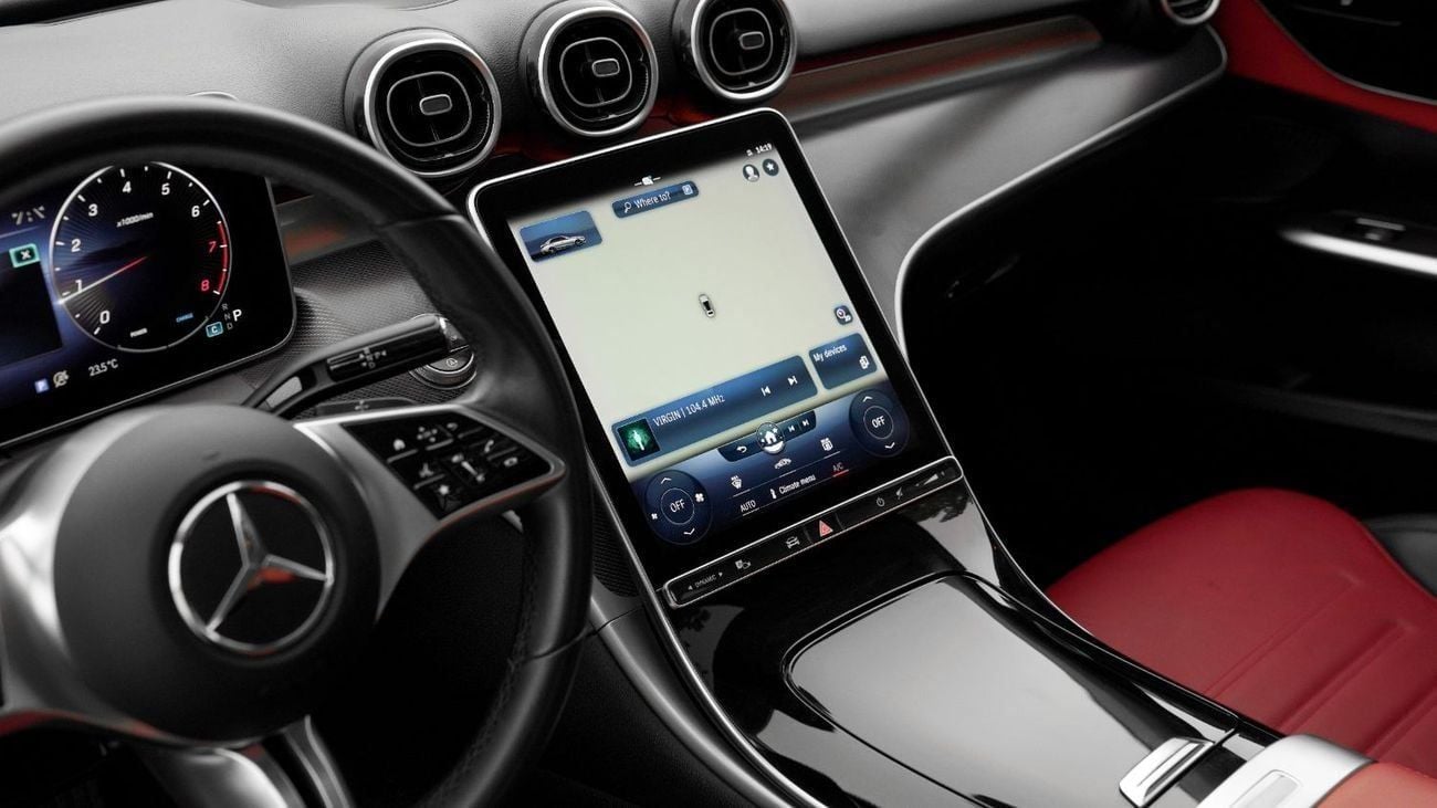 Mercedes-Benz C 200 Premium 2.0L