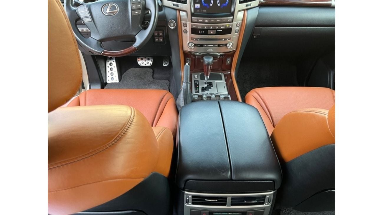 Lexus LX 570
