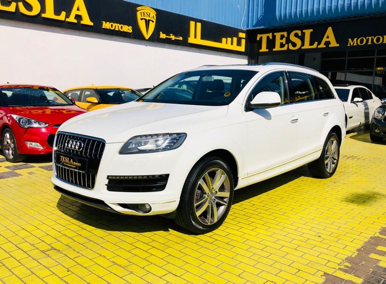 Used Audi Q7 2014 for sale in Dubai 226587
