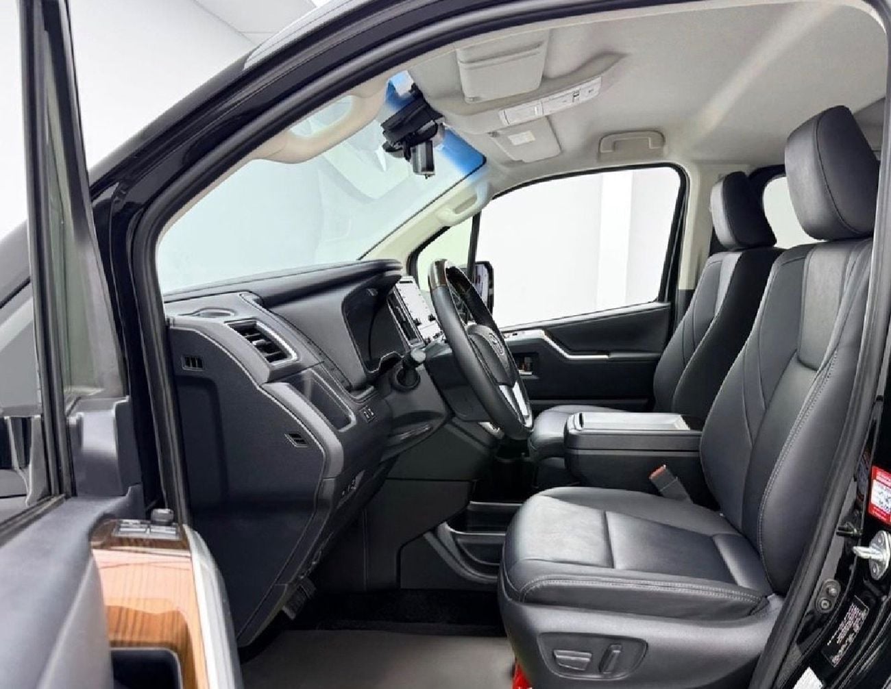 Toyota Granvia PREMIUM Toyota Gravnia Years 2023 3.5L Premium V6 petrol left hand drive