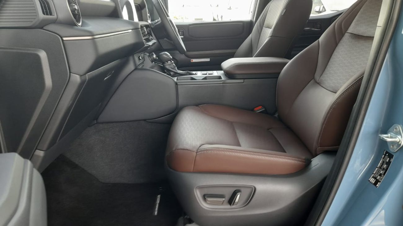 Toyota Prado Toyota  prado Adventure 2025 RHD Diesel engine blue colour 4x4