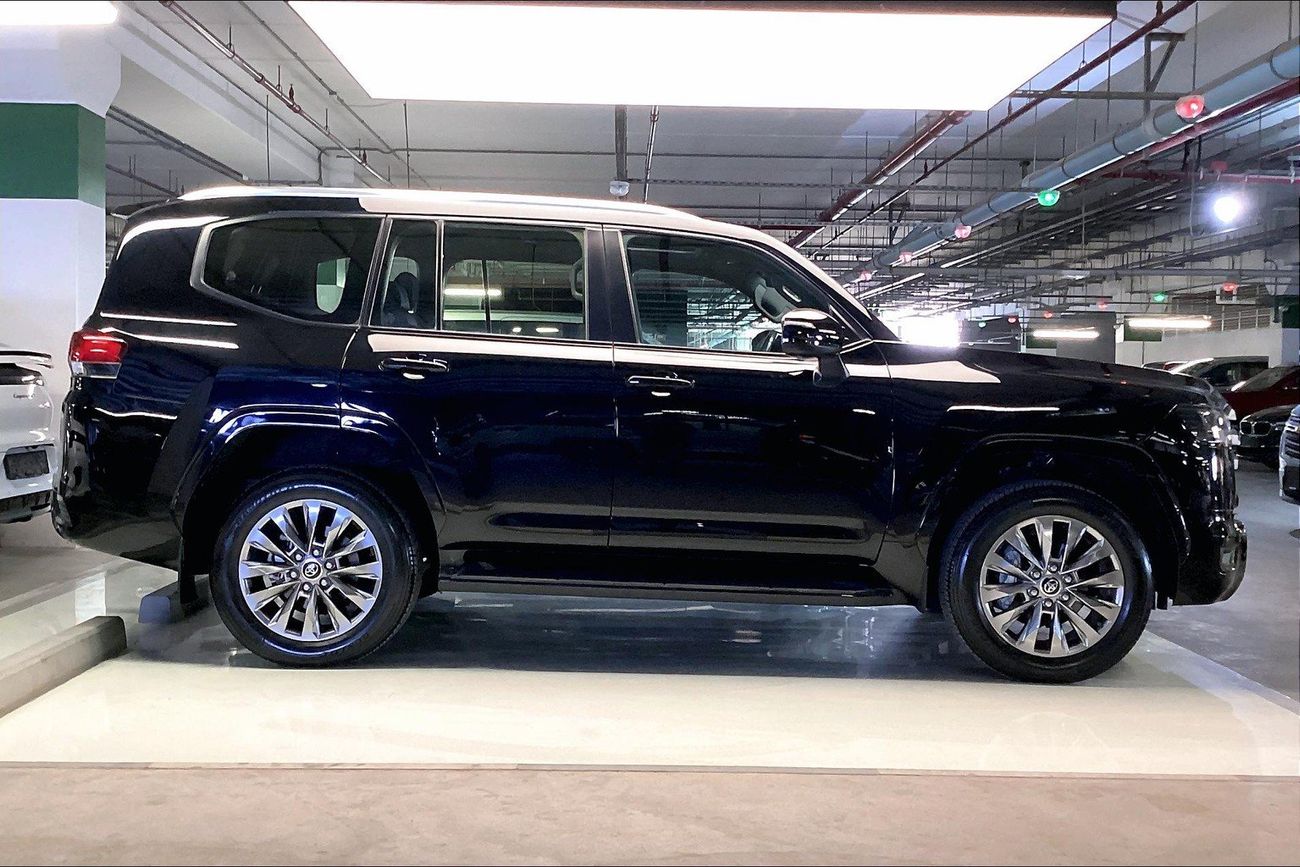 تويوتا لاند كروزر GXR | شامل الضمان | 0 ﺪﻔﻋﺓ ﺃﻮﻟﻯ