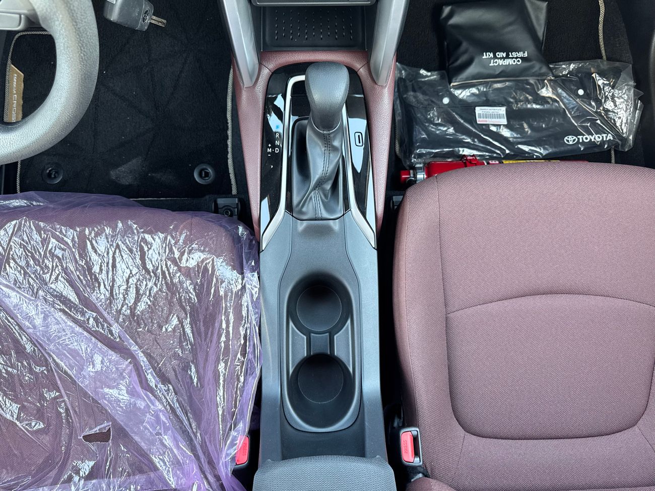 Toyota Corolla Cross 2024 PETROL 1.8L BRAND NEW GCC 0KM