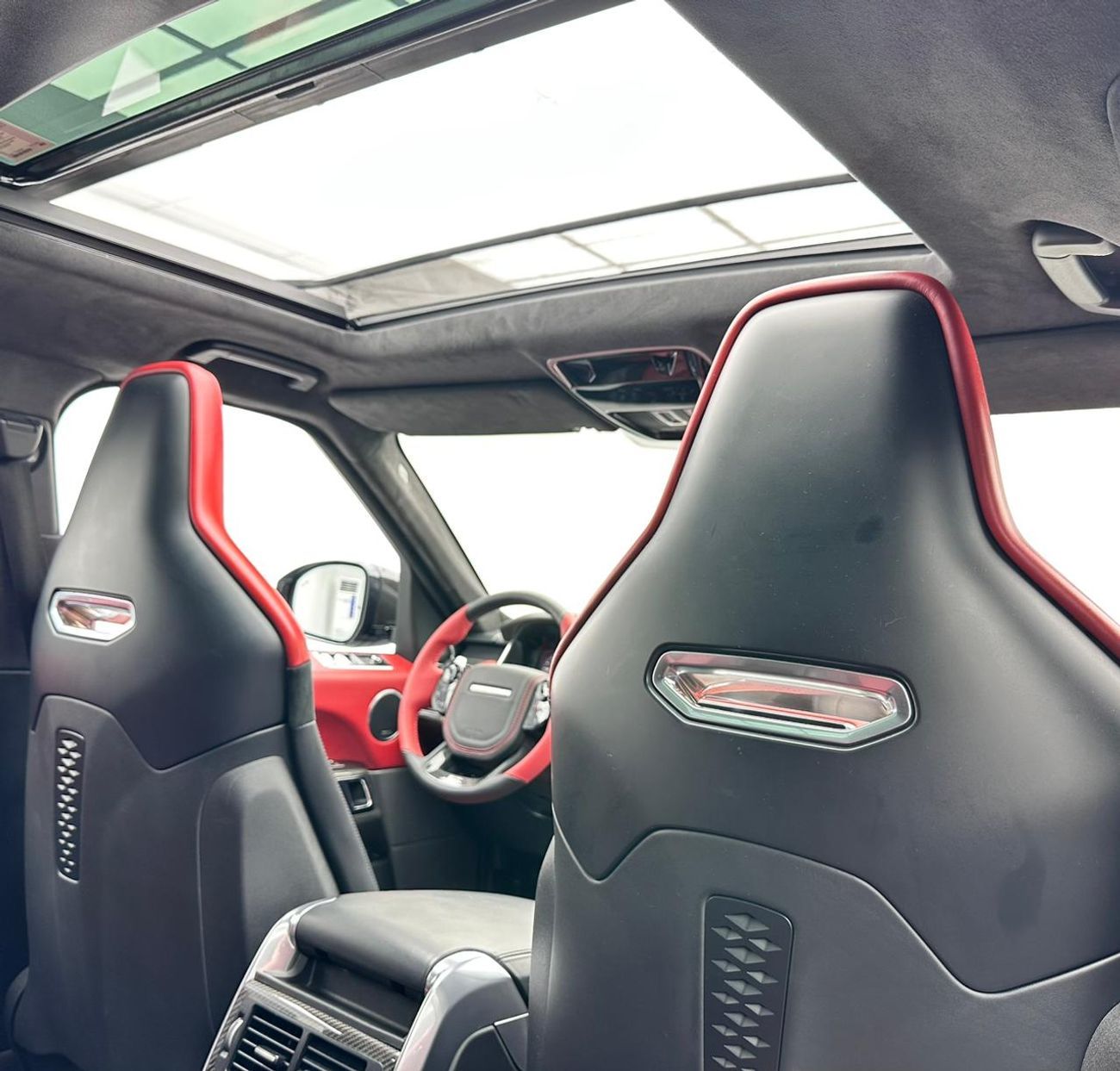 Land Rover Range Rover Sport SVR 5.0L (550 HP) 2022 Range Rover Sport SVR, Feb/2027 Year Range Rover Warranty, Range Rover Full S