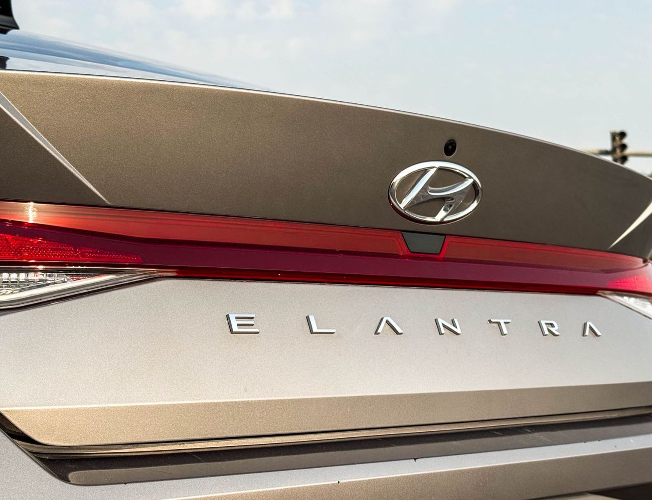 هيونداي إلانترا هيونداي إلنترا | ١.٦ لتر | ٢٠٢٣ | خليجي | خالية من الحوادث | بحالة ممتازة | ٨٢٠ مساءً