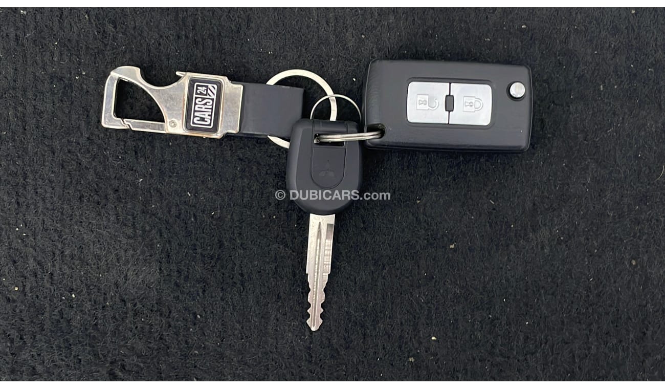 ميتسوبيشي باجيرو GLS MID 3.5 | بدون دفعة مقدمة | اختبار قيادة مجاني للمنزل