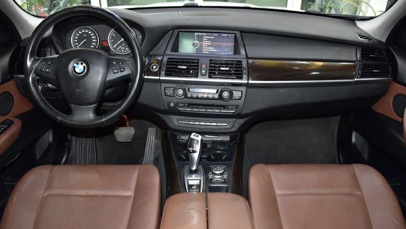 BMW X5 EXCELLENT DEAL for our BMW X5 xDrive35i ( 2013 Model ) in White Color GCC Specs