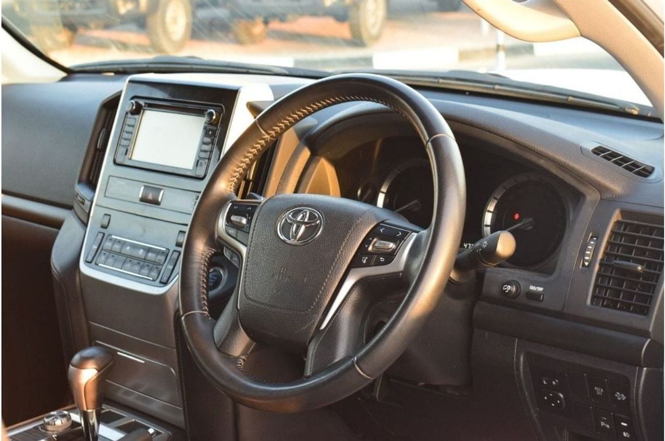 Toyota Land Cruiser 2021 TOYOTA LAND CRUISER FULL OPTION