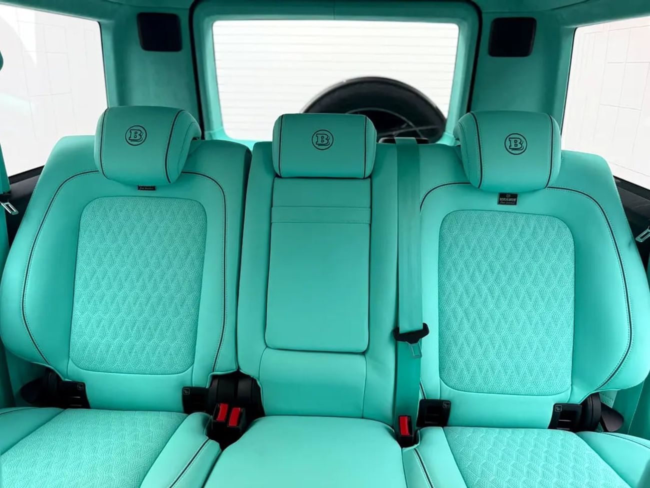 Mercedes-Benz G 63 AMG 2026 Mercedes-Benz G 63 AMG (Brabus Kit) – Tiffany Blue