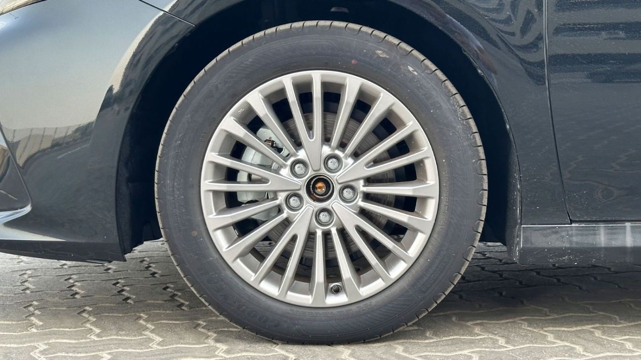 تويوتا كامري 2026 Toyota Camry Luxury Sedan 2.0L 4-Cyl Petrol A/T FWD Export Only