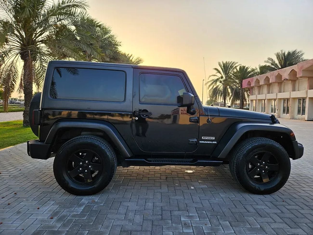 جيب رانجلر Sport GCC Specs 2 Door V6 Very Neat And Clean With Low KM