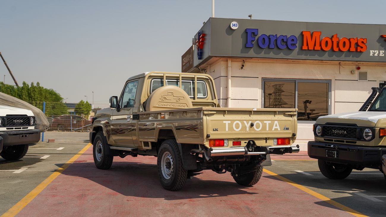 Toyota Land Cruiser Pick Up