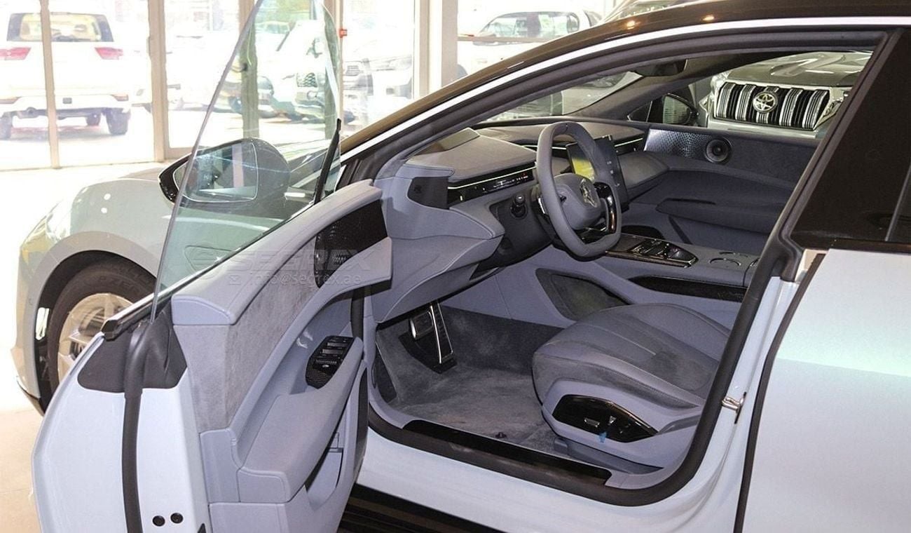 Lotus Emeya  2024 Model Lotus Emeya, Electric Vehicle A/T