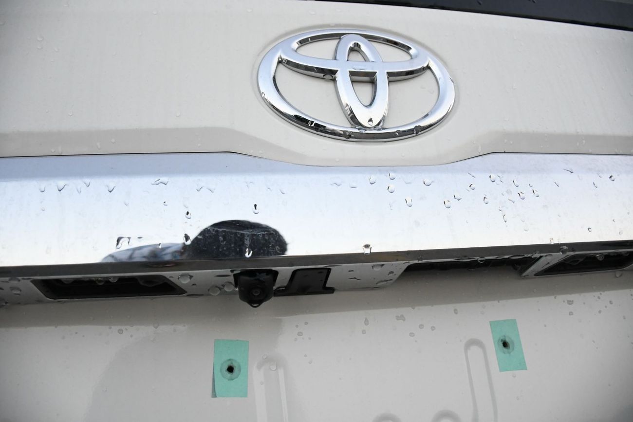 Toyota Hiace GL 3.5L V6 AT Rear Heater 2025 PRODUCTION