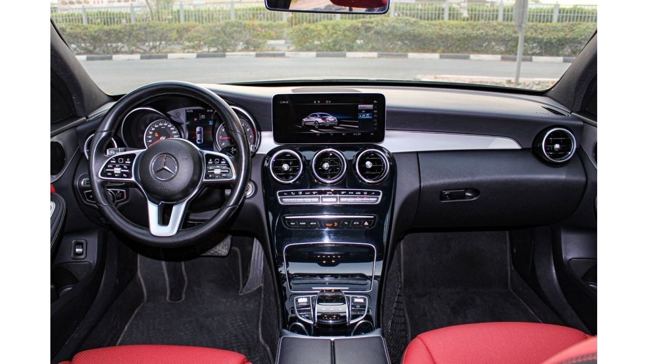 Mercedes-Benz C 300 AMG Pack MERCEDES-BENZ C300 4MATIC