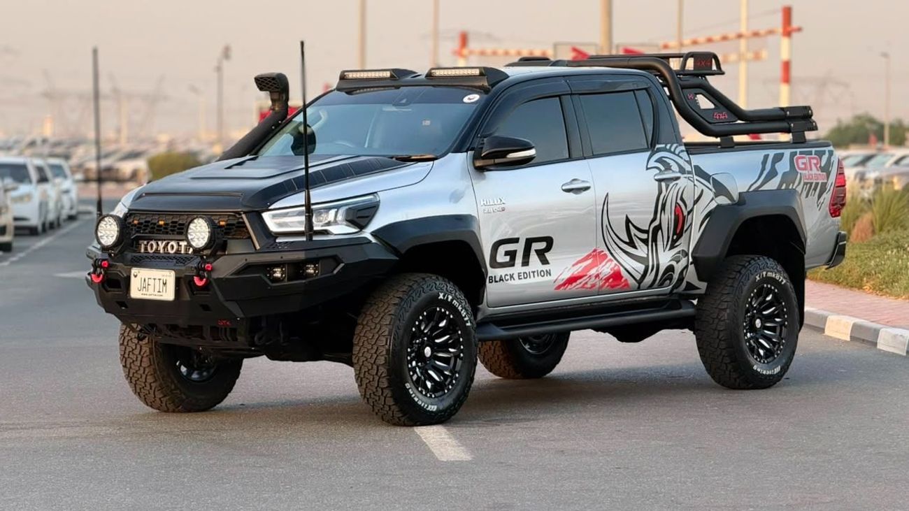 Toyota Hilux AT - 2.8 DIESEL ENGINE - 4WD