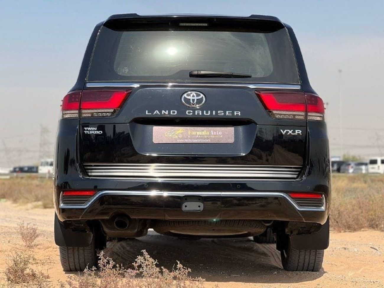 Toyota Land Cruiser VXR 3.5L TWIN TURBO PTR A/T // 2024 // FULL OPTION WITH 360 CAMERA COOLING & HEATED SEATS // SPECIAL