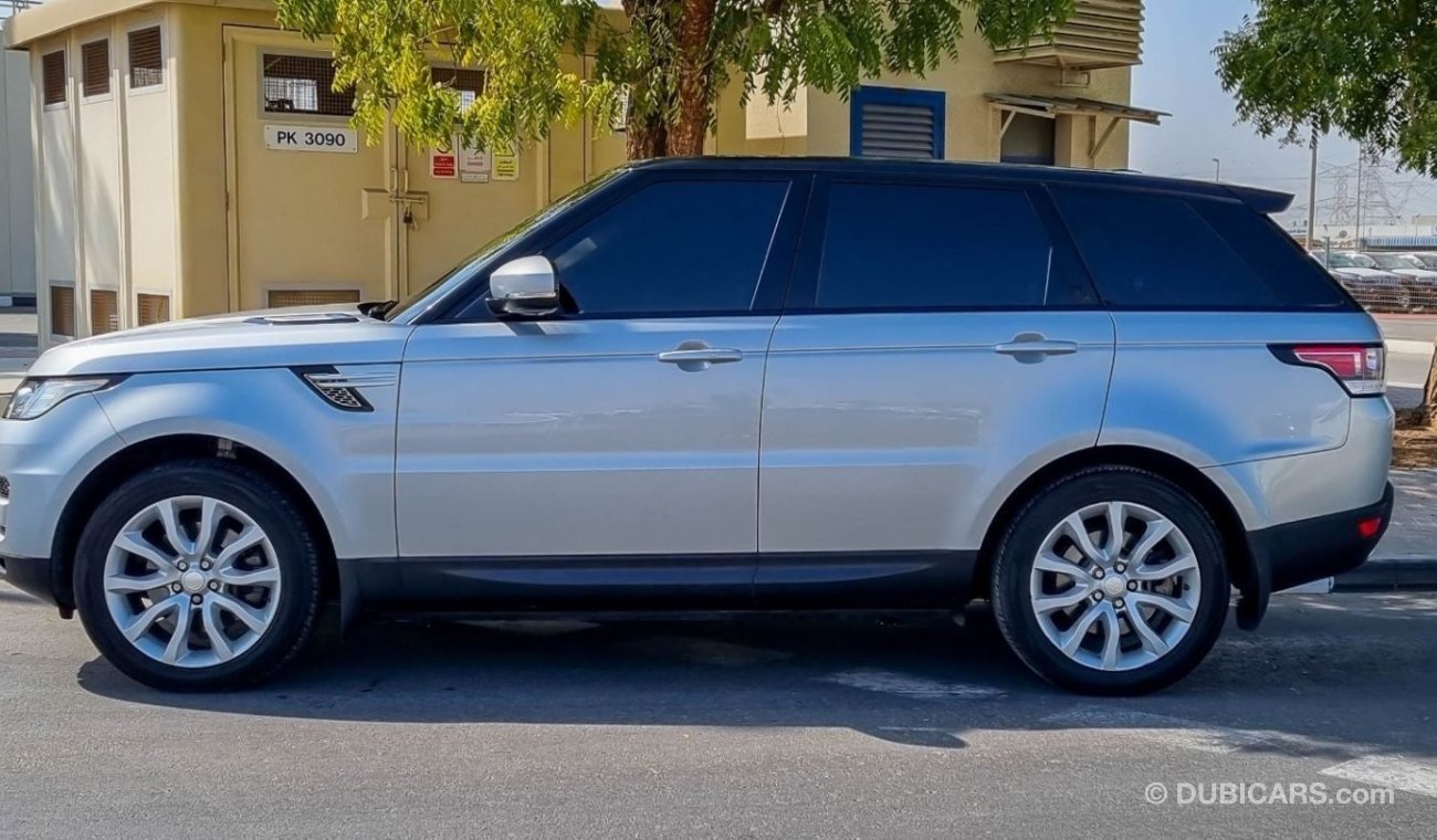 Land Rover Range Rover Sport HSE 2014 | Full Service History | GCC