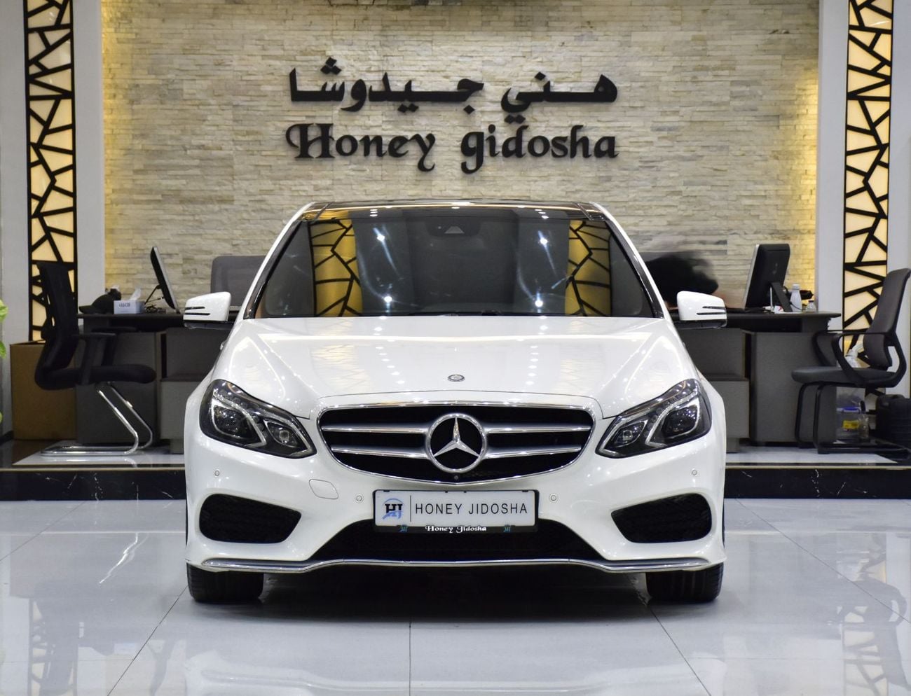 Mercedes Benz E300 AVANTGARDE SPORT EXCELLENT DEAL for our Mercedes Benz E300 ( 2014 Model ) in White Color GCC Specs
