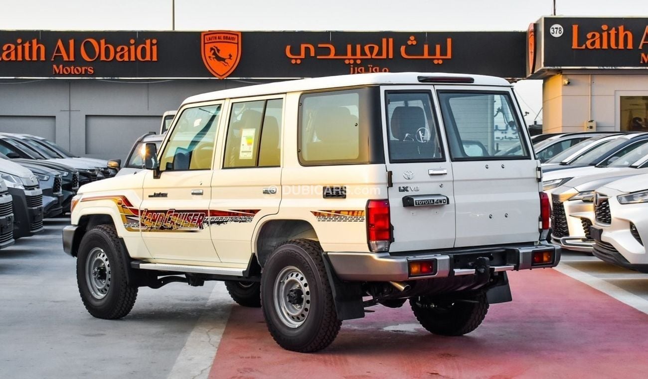 تويوتا لاند كروزر 70 Toyota Land Cruiser LC76 V8 | Diesel | 2023 | For Export Only