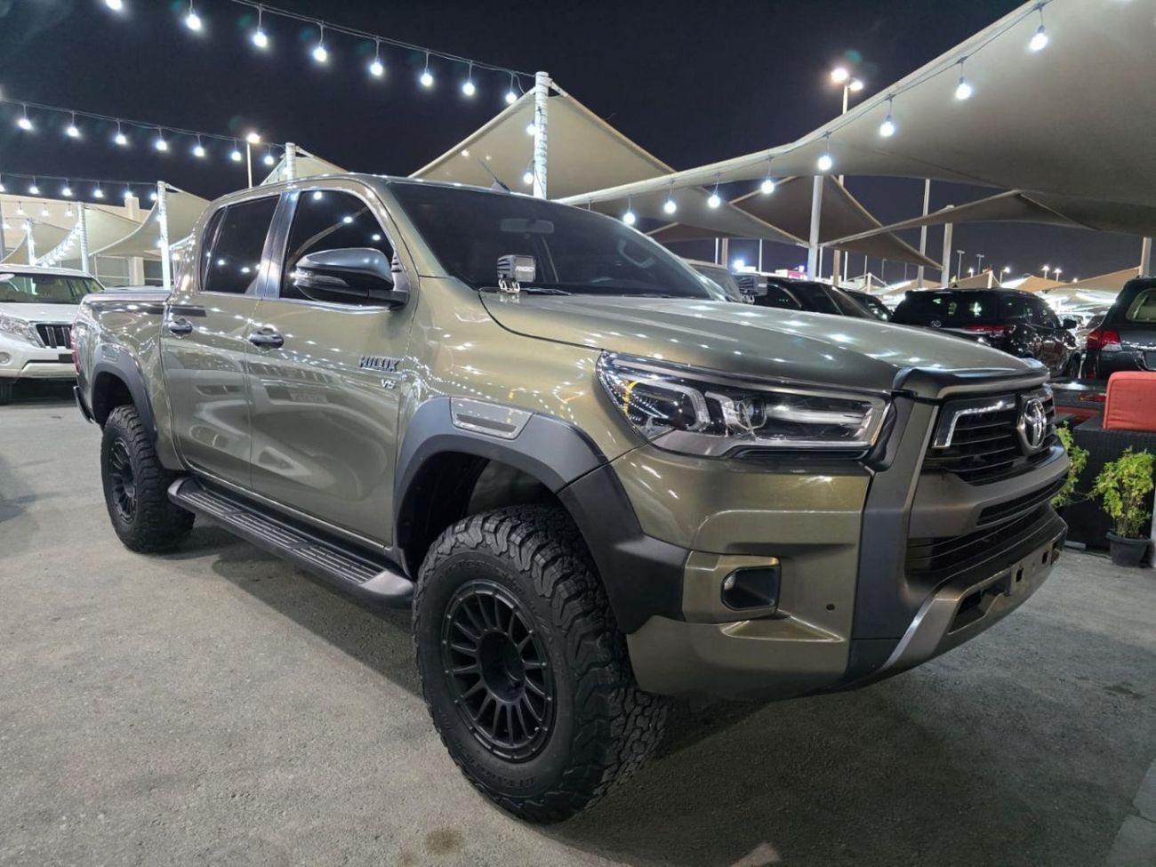 Toyota Hilux Adventure 4.0L TOYOTA HILUX ADVENTURE 2021 GCC V6 ENGINE 4.0L clean car no any work required just bu