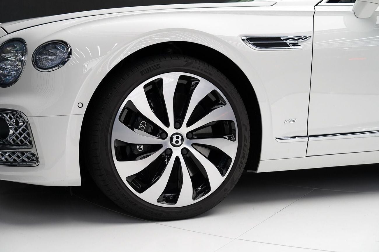 بنتلي فلاينج سبور Mulliner V8