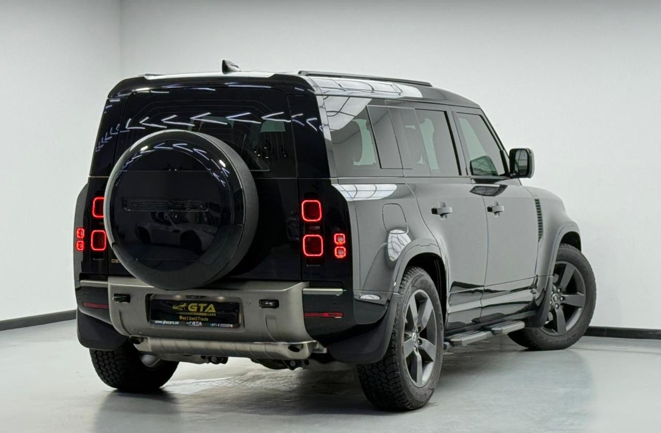 Land Rover Defender 2025 Land Rover Defender 110 X-Dynamic HSE, 2029 LR Warranty + Service History, Low Km, GCC