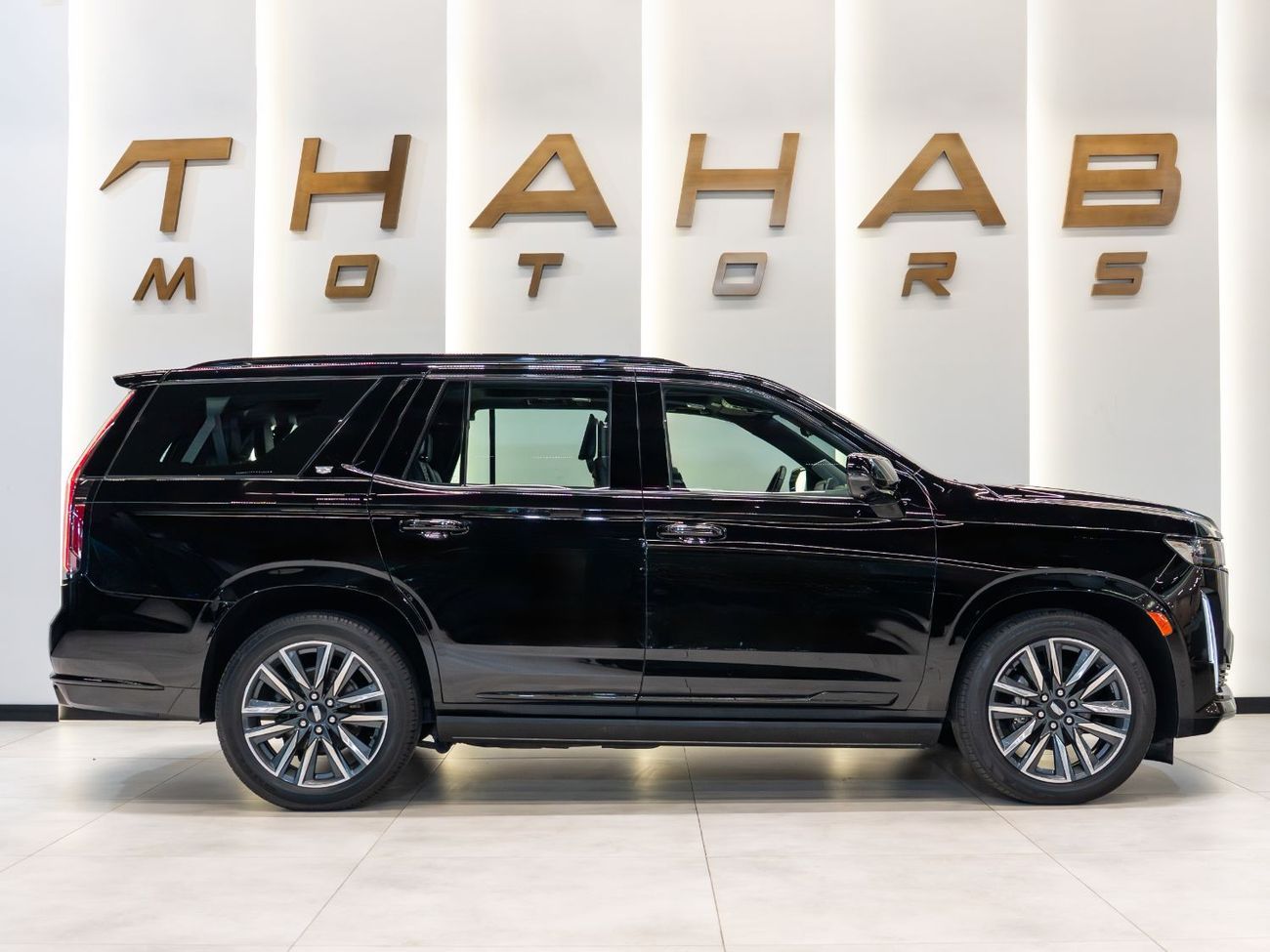 Cadillac Escalade Sport Platinum 6.2L AWD SPORT PLATINUM - 2021 | V8 ENGINE | GCC SPECS | FULL OPTION | PERFECT CONDIT