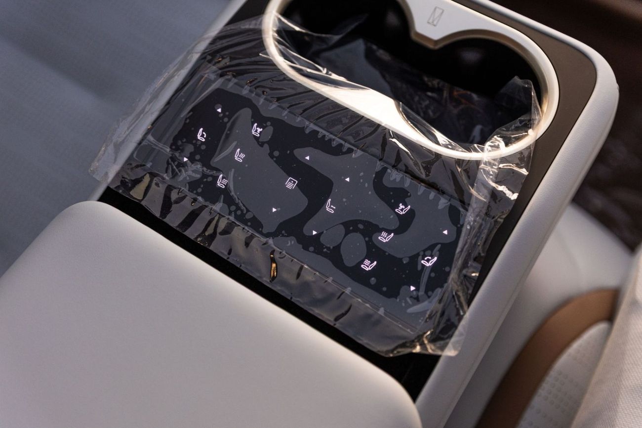 Avatr 07 3 YEAR WARANTY AND 2 YEARS SERVICE