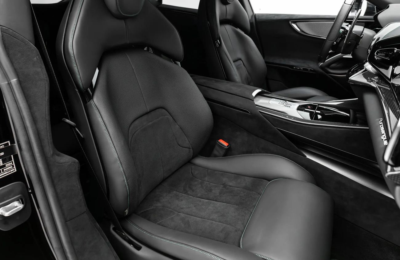 فيراري بوروسانجوي 6.5L V12 Naturally Aspirated Engine