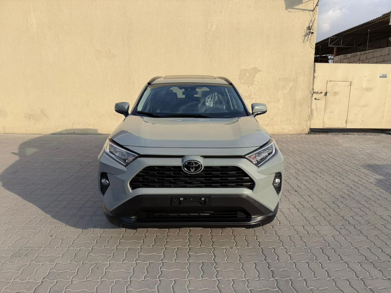 تويوتا راف ٤ XLE 2.0L